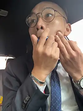 ex199212 online show from March 5, 2025, 8:54 am