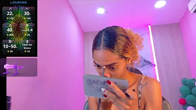 Snapshot of Charlotte_Love10 chatting on January 6, 2026, 11:58 am Charlotte Love10 online show from January 6, 2026, 11:58 am