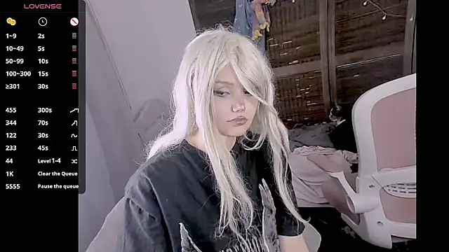 madokapruriens online show from October 20, 2025, 10:21 pm