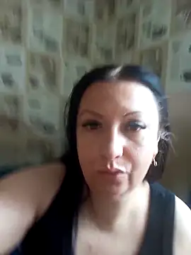 Veronica-Celie online show from April 13, 2026, 7:12 am