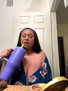 Snapshot of AlyssiaAmoreXO chatting on September 9, 2025, 4:16 pm AlyssiaAmoreXO online show from September 9, 2025, 4:16 pm