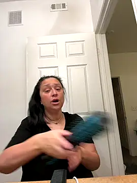 Snapshot of AlyssiaAmoreXO chatting on October 7, 2025, 6:42 pm AlyssiaAmoreXO online show from October 7, 2025, 6:42 pm