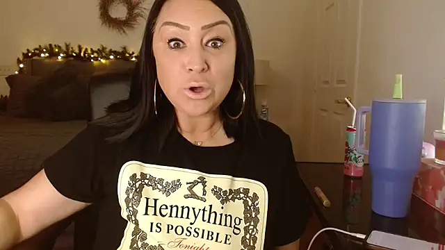 Snapshot of AlyssiaAmoreXO chatting on November 17, 2025, 6:45 pm AlyssiaAmoreXO online show from November 17, 2025, 6:45 pm