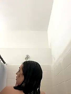 Snapshot of AlyssiaAmoreXO chatting on January 8, 2026, 3:29 pm AlyssiaAmoreXO online show from January 8, 2026, 3:29 pm