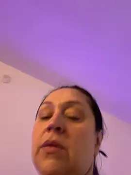 Snapshot of AlyssiaAmoreXO chatting on October 22, 2025, 4:50 pm AlyssiaAmoreXO online show from October 22, 2025, 4:50 pm