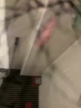 lescro95  online show from March 23, 2026, 1:11 pm