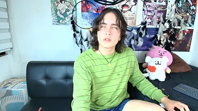lukashollow  online show from October 8, 2025, 11:05 pm
