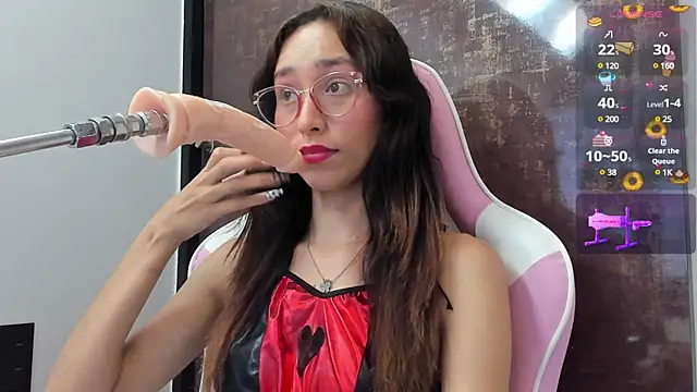 doll bella  online show from March 9, 2025, 8:21 pm