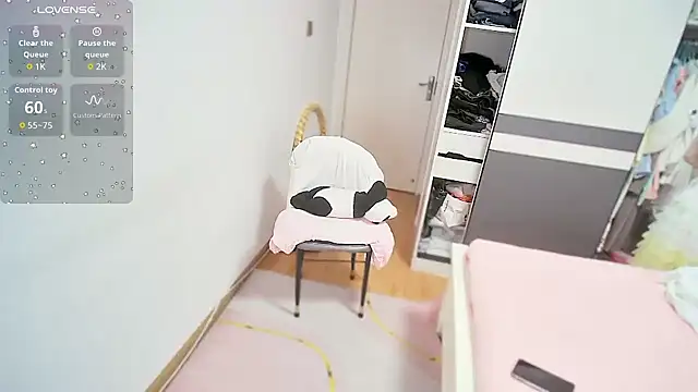 CN-Shanshan online show from April 7, 2026, 1:35 pm