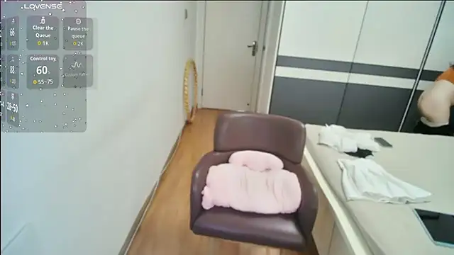 CN-Shanshan online show from April 14, 2026, 1:10 am