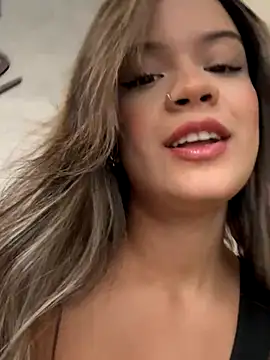 Alisha-Bond online show from October 7, 2025, 6:09 pm