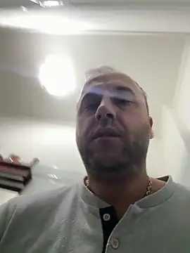 Lecatore80 online show from November 29, 2025, 6:35 am