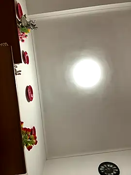 Lecatore80 online show from November 9, 2025, 7:56 am