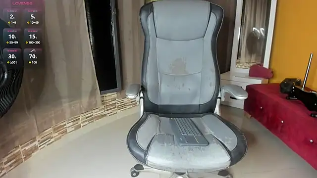 valeria hurtado online show from September 30, 2025, 2:06 am