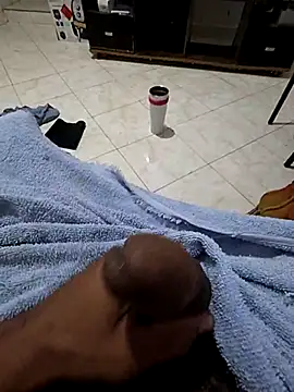 Snapshot of negro1978mt chatting on January 17, 2026, 4:38 am negro1978mt online show from January 17, 2026, 4:38 am