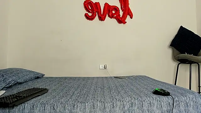 evanscollins online show from October 4, 2025, 6:04 am