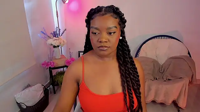 Im Maria online show from October 13, 2025, 8:21 pm