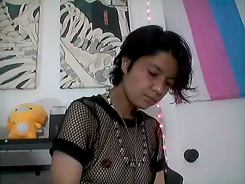 yourtransmanfantasy online show from February 28, 2025, 2:53 am