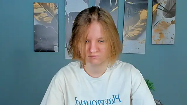 Snapshot of LilianSwall chatting on January 14, 2026, 11:25 am LilianSwall online show from January 14, 2026, 11:25 am