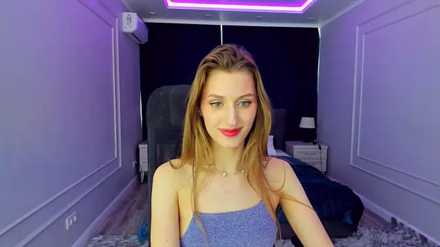 Snapshot of NaturalBeaty chatting on March 17, 2025, 6:51 am NaturalBeaty online show from March 17, 2025, 6:51 am