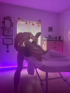 GymBoyVan online show from November 2, 2025, 7:30 pm