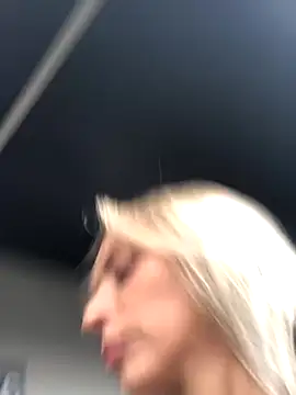 Snapshot of Diamond_Bunny_ chatting on September 14, 2025, 2:28 pm Diamond Bunny  online show from September 14, 2025, 2:28 pm