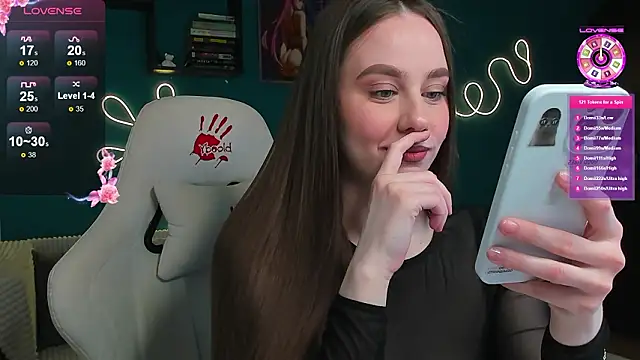 katie taylorr online show from March 6, 2026, 9:10 pm