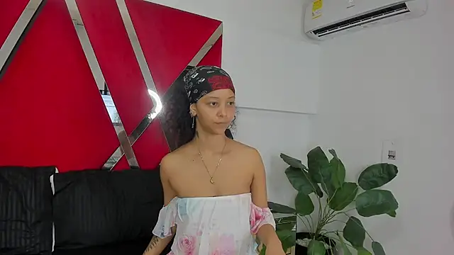 Milanxht online show from November 23, 2025, 8:30 pm