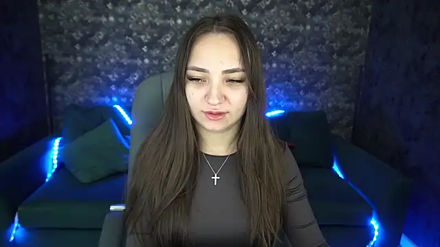 ElysLunar online show from December 22, 2024, 1:11 pm