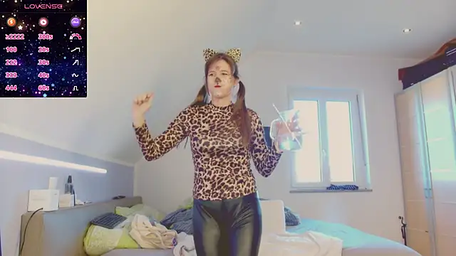 Snapshot of Hexe12346 chatting on March 3, 2025, 3:22 pm Hexe12346 online show from March 3, 2025, 3:22 pm