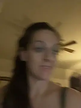 DavinaRay online show from February 18, 2025, 3:53 am