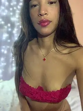 Snapshot of Nicole_cute1 chatting on February 14, 2025, 6:56 am Nicole cute1 online show from February 14, 2025, 6:56 am