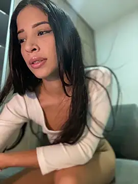 Nicole cute1 online show from May 23, 2026, 7:29 am