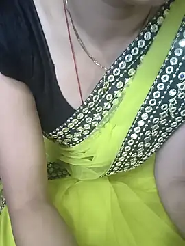 Snapshot of kaveerpooja947 chatting on February 26, 2026, 7:30 am kaveerpooja947 online show from February 26, 2026, 7:30 am