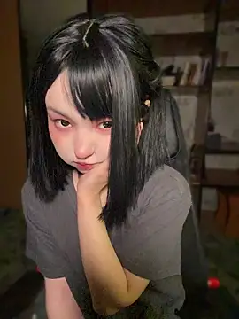 lalallalalaa- online show from April 8, 2026, 2:18 pm