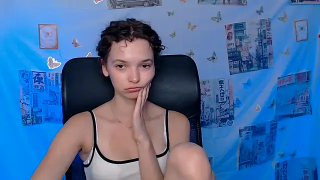  SusieSu  online show from July 9, 2026, 12:26 pm