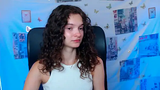  SusieSu  online show from July 6, 2026, 12:23 pm