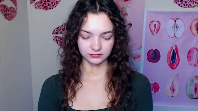  SusieSu  online show from November 4, 2025, 7:34 am