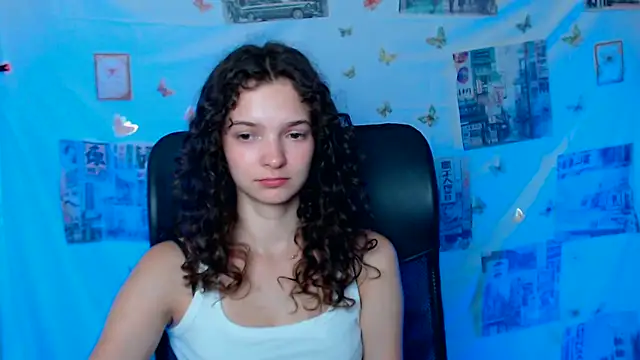  SusieSu  online show from July 7, 2026, 7:34 am
