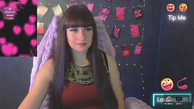 Violla My online show from October 15, 2025, 5:39 am