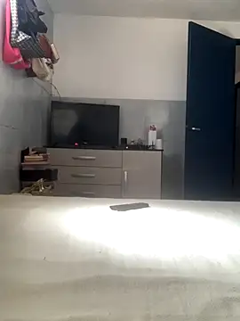 Gabrielleof online show from October 16, 2025, 11:29 am