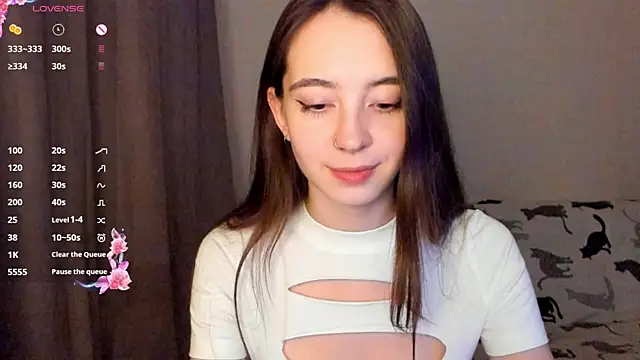 EvaBradley online show from January 5, 2026, 7:39 pm