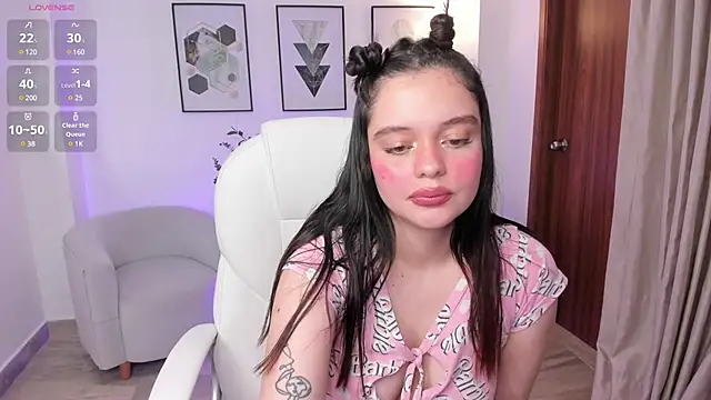 Snapshot of Bella-hadiid chatting on February 26, 2025, 2:16 pm Bella-hadiid online show from February 26, 2025, 2:16 pm