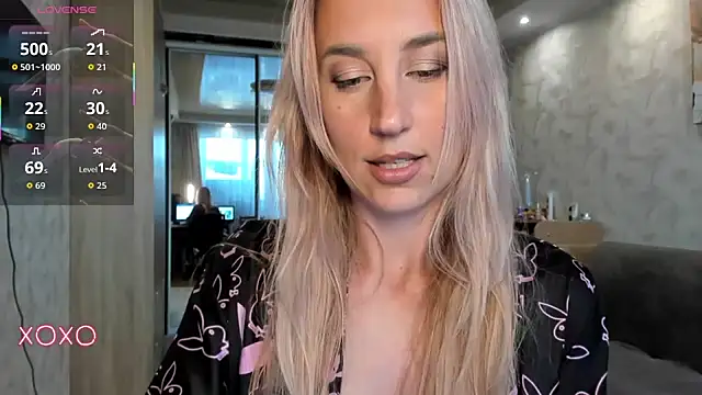 lady Nati online show from September 16, 2025, 2:07 pm