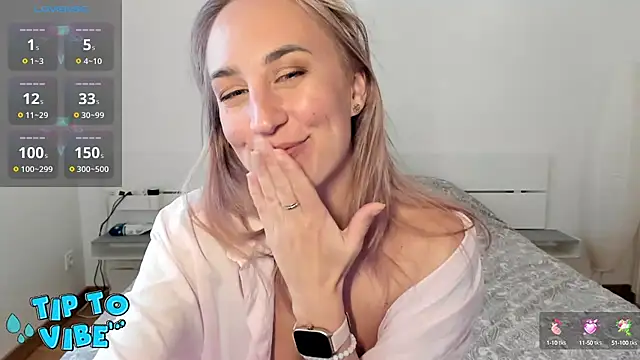 lady Nati online show from March 21, 2025, 3:46 pm