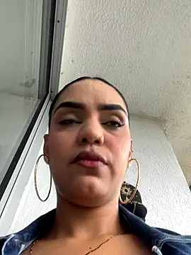 Sara-77 online show from January 6, 2026, 6:12 pm