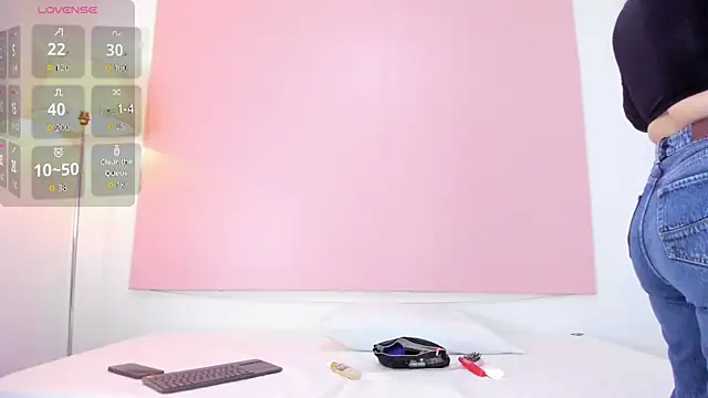 andyylove jk online show from October 21, 2025, 11:42 am