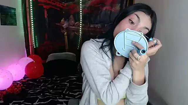 Snapshot of ReiLyMalkova chatting on February 17, 2025, 2:38 pm ReiLyMalkova online show from February 17, 2025, 2:38 pm