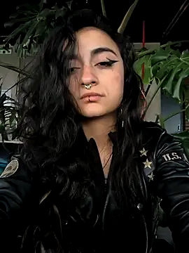 Snapshot of Lila_Desiree chatting on September 30, 2025, 4:35 pm Lila Desiree online show from September 30, 2025, 4:35 pm