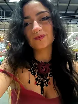 Snapshot of Lila_Desiree chatting on February 18, 2025, 12:48 am Lila Desiree online show from February 18, 2025, 12:48 am